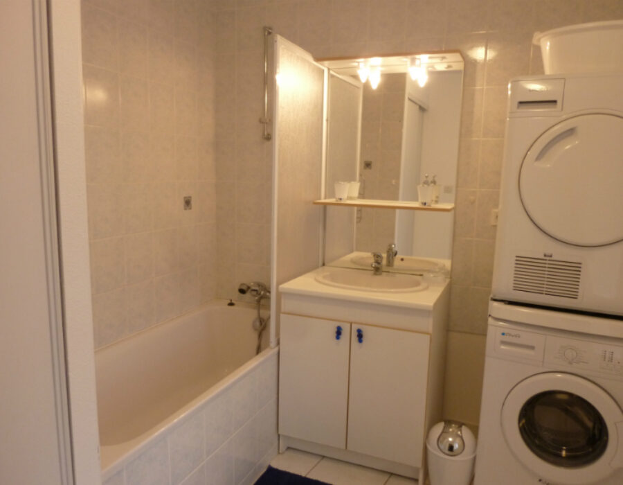 appartement les bains salle d eau 01
